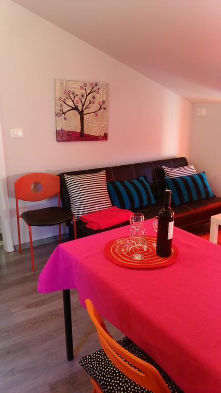 Orange Cube Apartment Rijeka Kamer foto